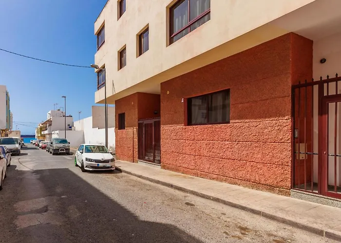 Cozy Apartment In Puerto Del Rosario With Kitchen