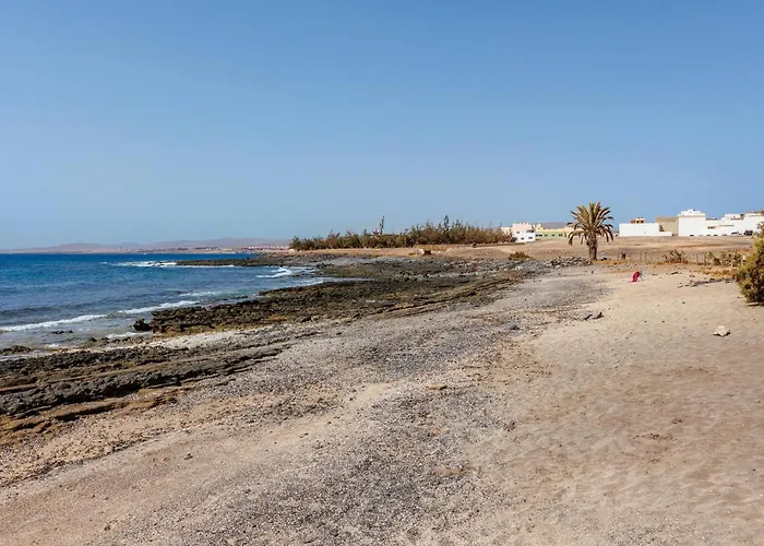 Cozy Apartment In Puerto Del Rosario With Kitchen