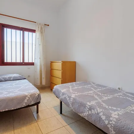 Cozy Apartment In Puerto Del Rosario With Kitchen Exterior photo