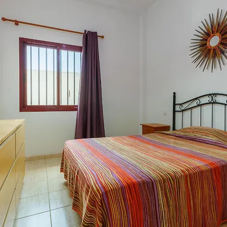 Cozy Apartment In Puerto Del Rosario With Kitchen Exterior photo
